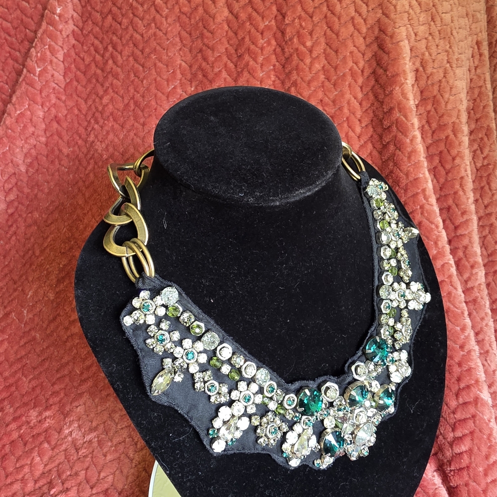Elegant Prada Crystal Statement Necklace - Picture 3 of 5